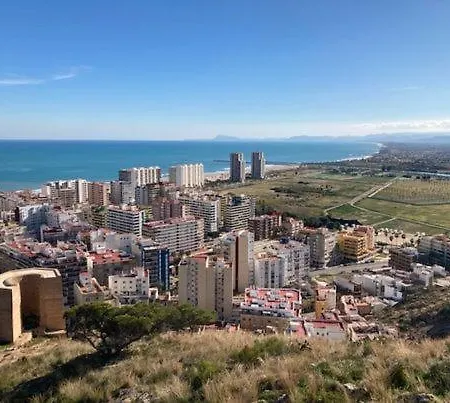 Entre El Mar Y La Colina Daire